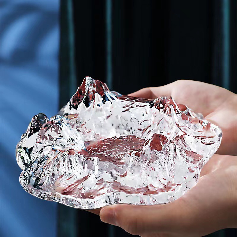 Glass AshTray: Den perfekta kombinationen av transparent skönhet och hållbarhet!