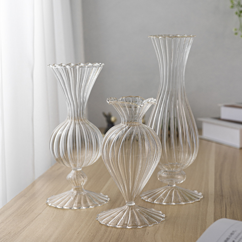 Europeisk kreativ vertikal randig glasvas