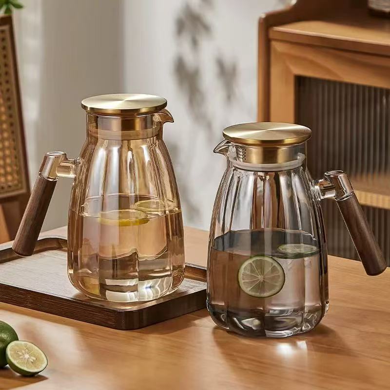 Valnötshandtag pumpa vattenkanna